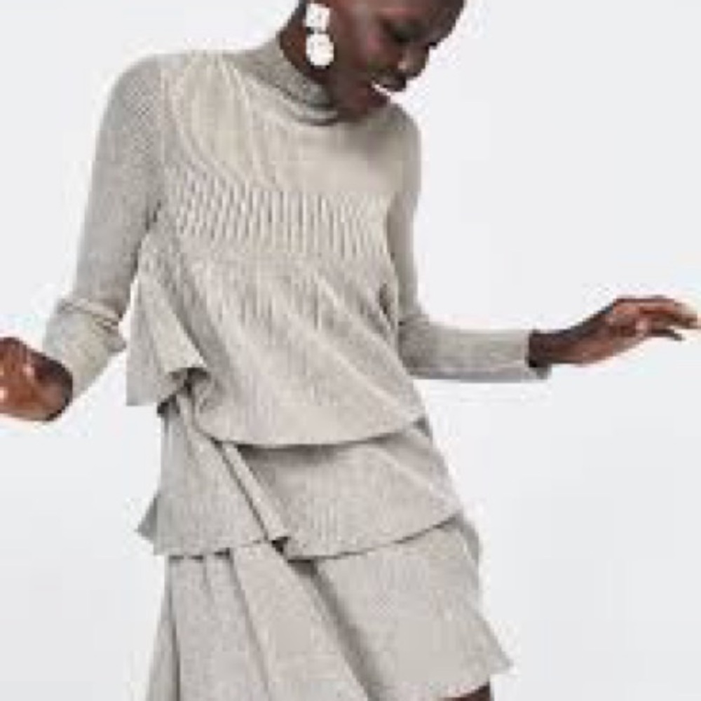 Zara Metallic Tiered Knit Turtleneck Dress (Italian Yarn) – Size M – NWT